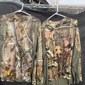 TWO Scentlock all purpose brown Realtree crewneck Long sleeve shirts